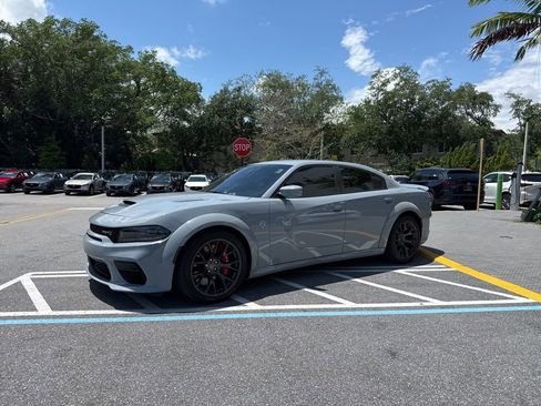 Used 2022 Dodge Charger SRT Hellcat image 11