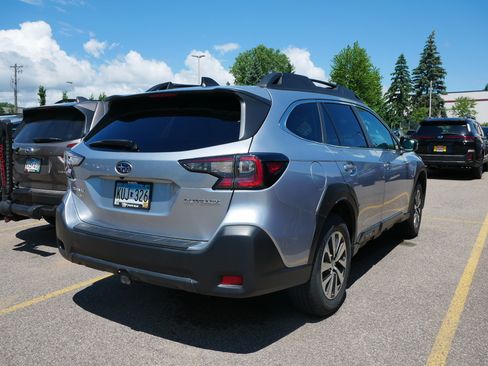 Used 2023 Subaru Outback Premium w/ Popular Package #1 AWD/4WD image 5