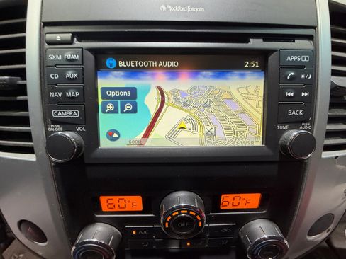 Used 2015 Nissan Frontier PRO-4X w/ Pro-4x Luxury Package image 28