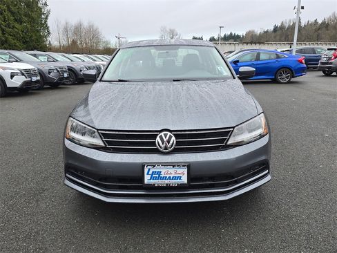 Used 2017 Volkswagen Jetta S image 8