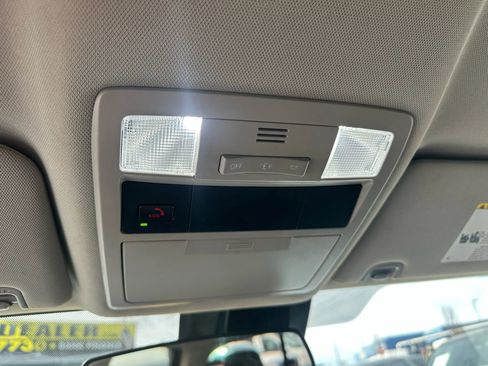 Used 2022 Toyota Tacoma SR image 24