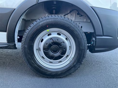 New 2026 Ford Transit 250 148 Medium Roof image 10