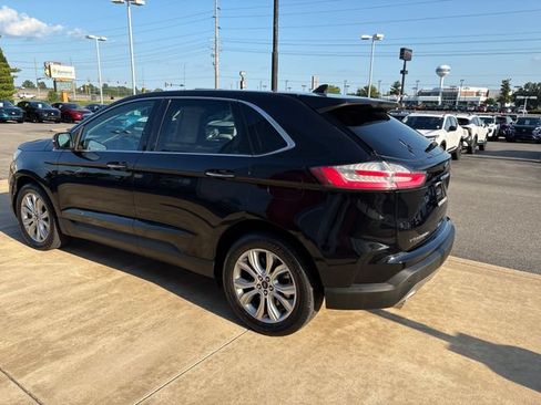 Used 2022 Ford Edge Titanium AWD/4WD image 3