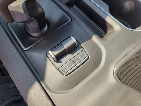 Used 2021 GMC Sierra 1500 AT4 w/ AT4 Preferred Package image 15