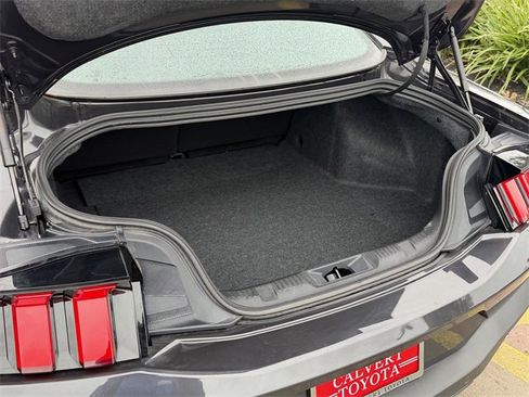 Used 2024 Ford Mustang Coupe image 23