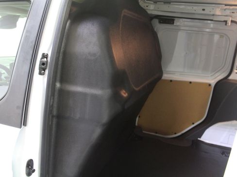 Used 2019 Ford Transit Connect XLT image 19