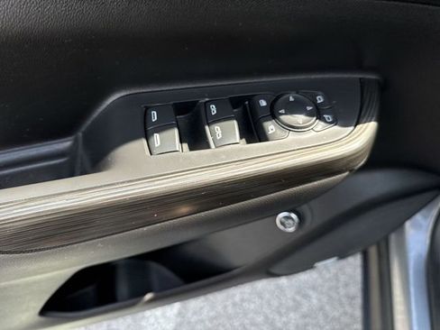 Used 2021 GMC Acadia SLT w/ Elevation Edition image 24