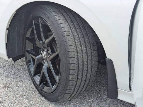 Used 2023 Honda Civic Sport image 35