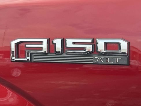 Used 2015 Ford F150 XLT w/ Equipment Group 302A Luxury RWD image 10