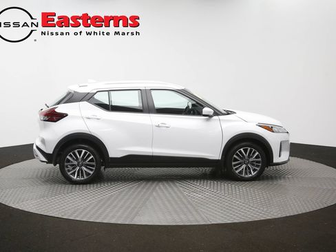 Used 2024 Nissan Kicks SV FWD image 43
