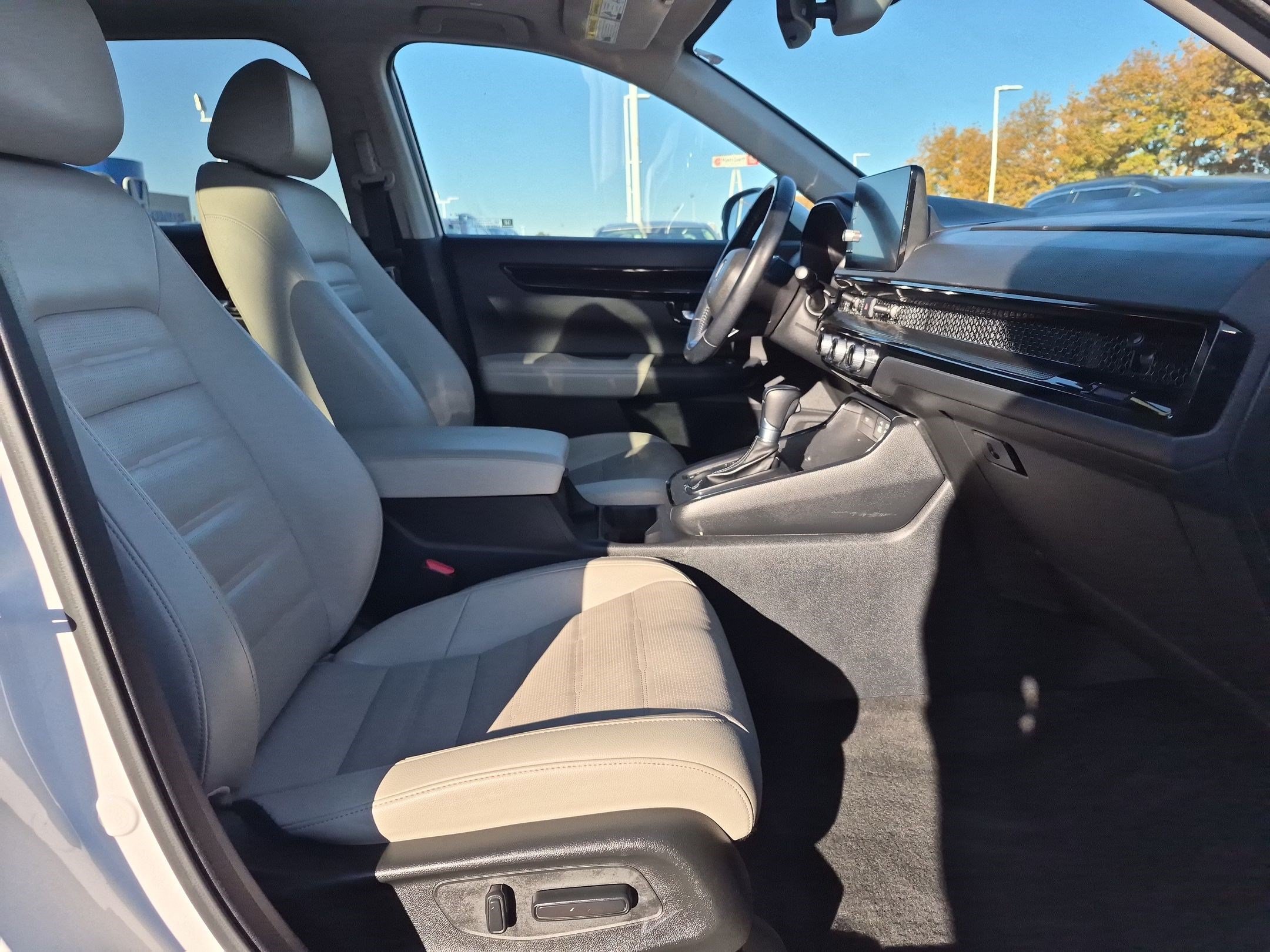 Certified 2025 Honda CR-V EX-L image 31