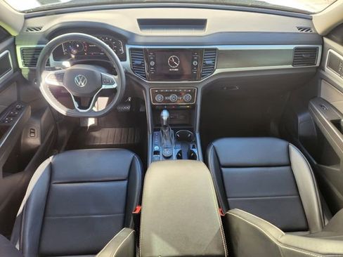 Used 2023 Volkswagen Atlas SE image 14