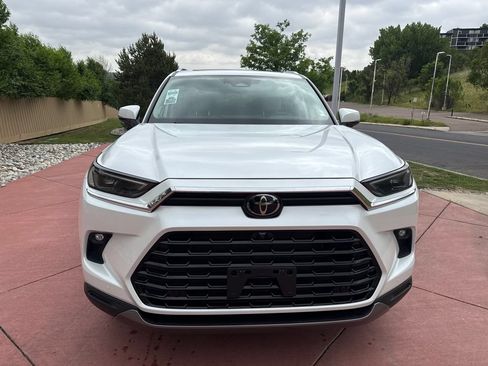 Used 2026 Toyota Grand Highlander AWD image 2