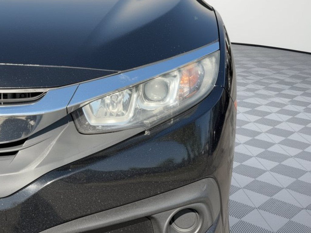 Used 2018 Honda Civic EX image 12