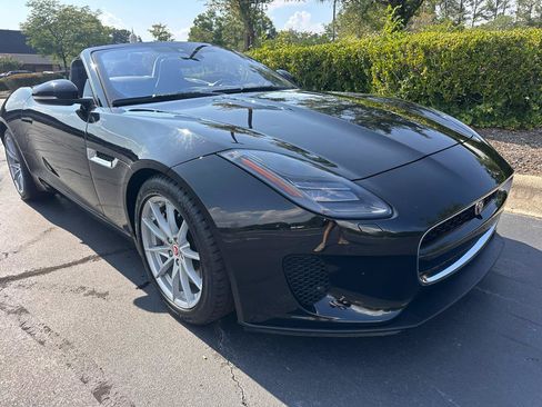 Used 2020 Jaguar F-TYPE Convertible RWD image 13