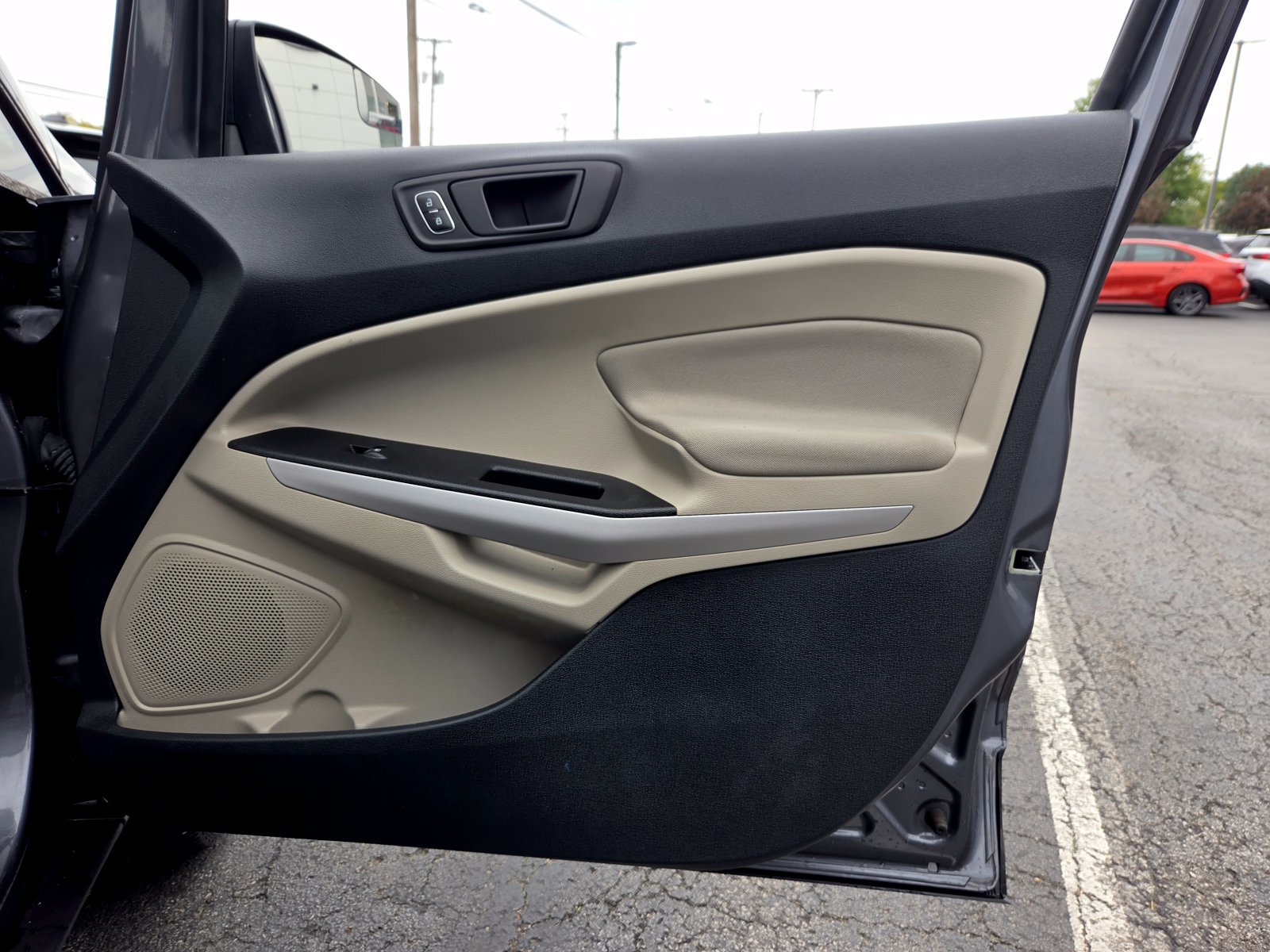 Used 2020 Ford EcoSport S FWD image 34
