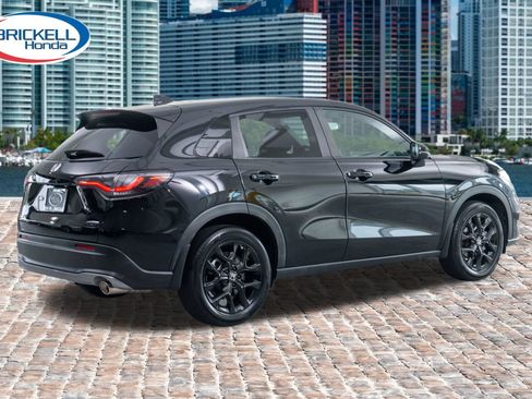 Used 2024 Honda HR-V Sport image 8
