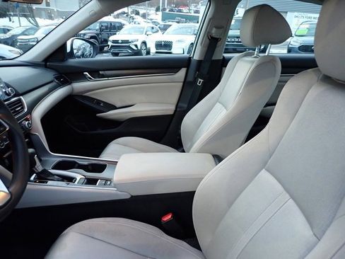 Used 2020 Honda Accord EX image 15