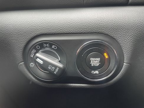 Used 2022 Maserati Levante GT image 20