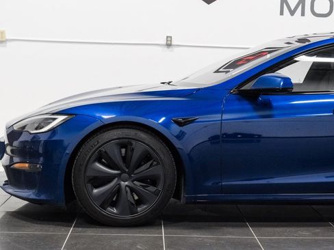 Used 2022 Tesla Model S image 18