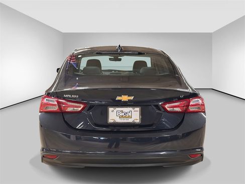 Used 2022 Chevrolet Malibu LT image 4