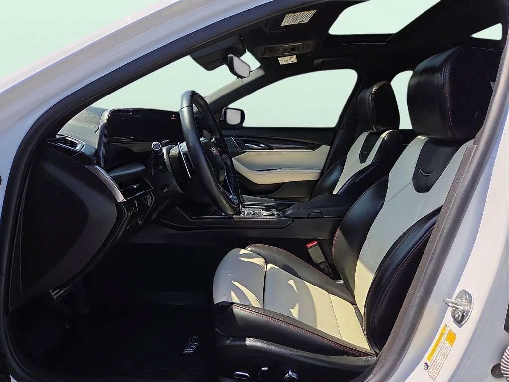 Used 2025 Cadillac CT5 Sport w/ Technology Package RWD image 16