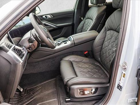 New 2027 BMW X6 xDrive40i w/ Executive Package AWD/4WD image 12