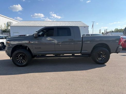 Used 2025 RAM 2500 Laramie w/ Night Edition AWD/4WD image 9