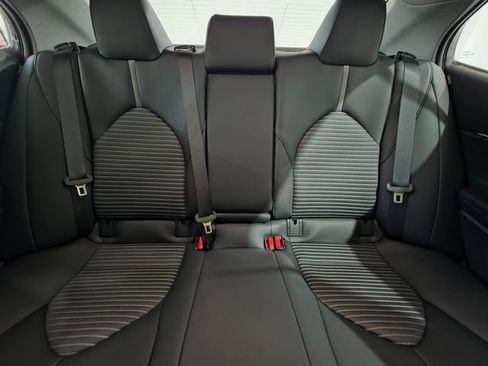 Used 2023 Toyota Camry SE w/ Convenience Package image 15