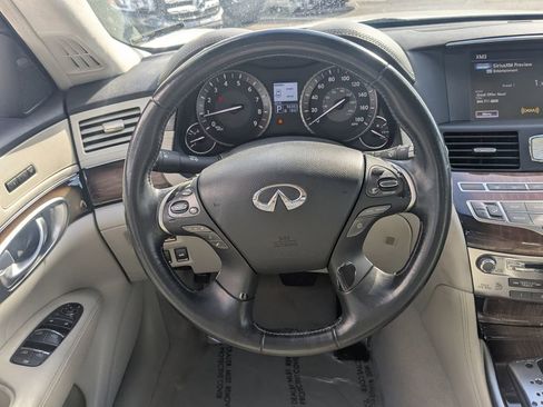 Used 2011 INFINITI M37 x w/ Deluxe Touring Pkg image 3