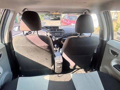 Used 2013 Toyota Prius C Three FWD image 15
