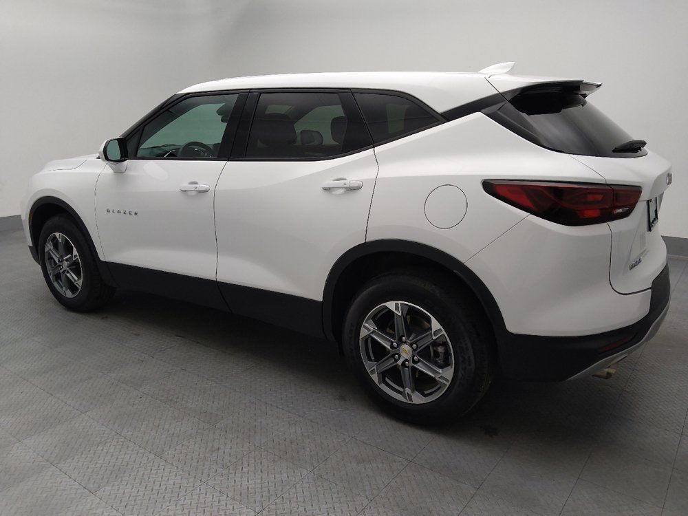 Used 2024 Chevrolet Blazer LT w/ Driver Confidence Package FWD image 3