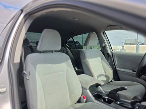 Used 2013 Honda Accord LX image 10