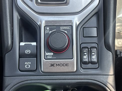 Used 2020 Subaru Forester Premium AWD/4WD image 14