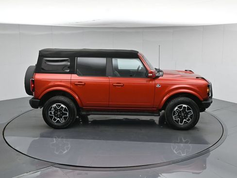 Certified 2024 Ford Bronco Outer Banks AWD/4WD image 55