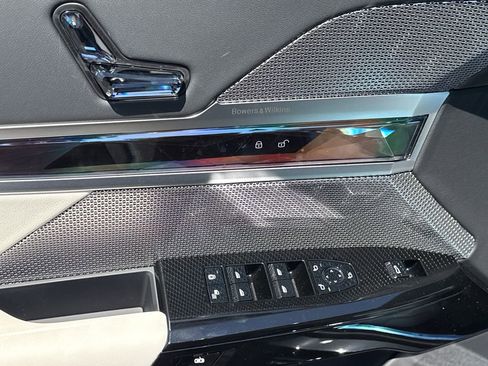 New 2026 BMW 740i RWD image 23