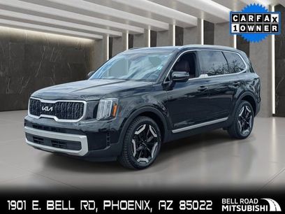 Used 2024 Kia Telluride EX w/ EX Captain's Chair Package