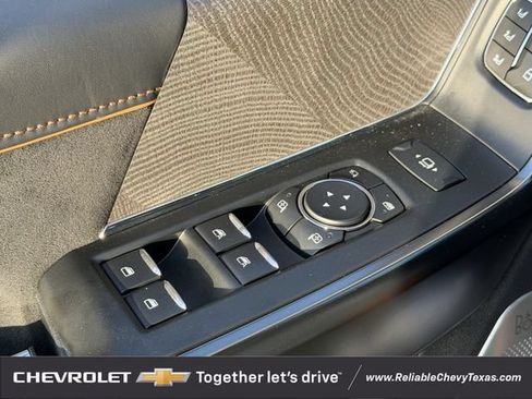 Used 2024 Ford F250 Platinum AWD/4WD image 30