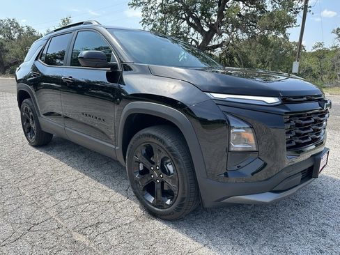 New 2026 Chevrolet Equinox LT w/ Midnight Edition image 4