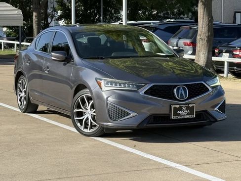 Used 2020 Acura ILX w/ Premium Package FWD image 2