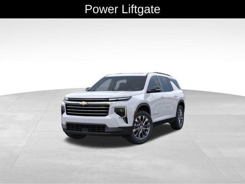 New 2026 Chevrolet Traverse LT image 9