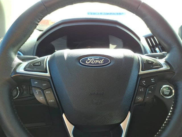 Used 2024 Ford Edge Titanium AWD/4WD image 25