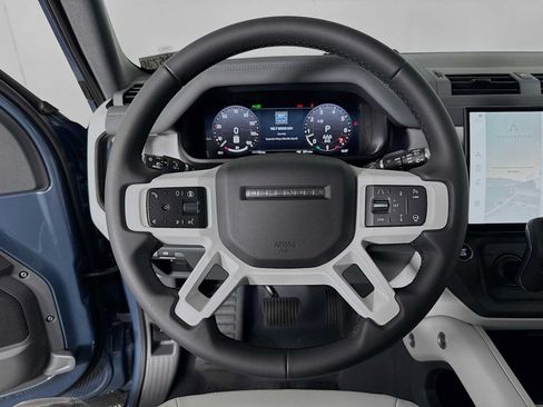 New 2026 Land Rover Defender 110 X-Dynamic SE AWD/4WD image 12