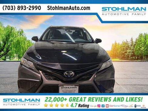 Used 2024 Toyota Camry SE w/ Blackout Package (TMS) image 9