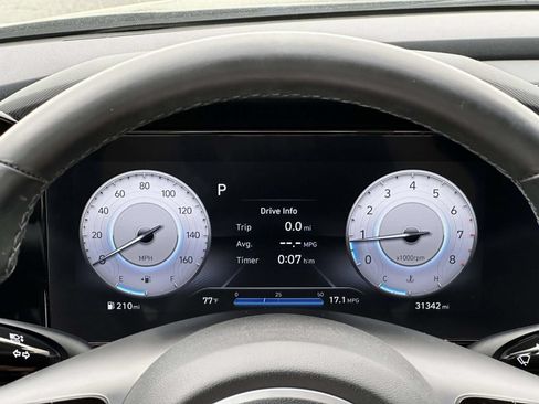 Used 2023 Hyundai Elantra SEL w/ Convenience Package FWD image 24