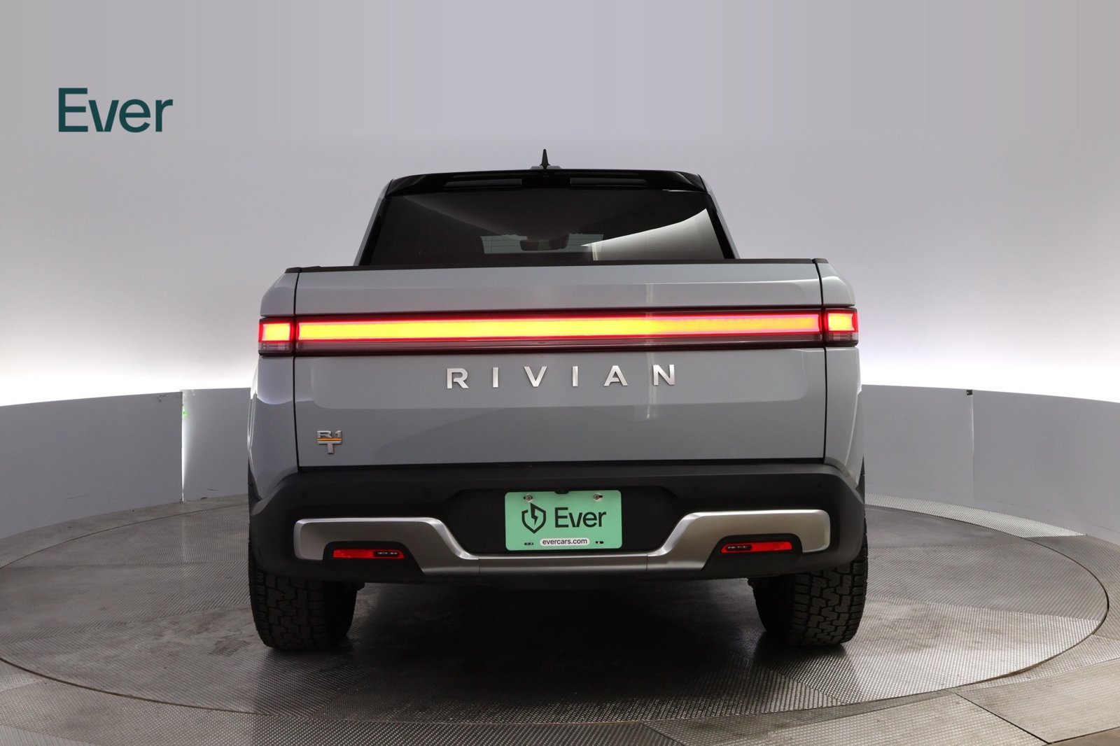 Used 2022 Rivian R1T Adventure AWD/4WD image 15