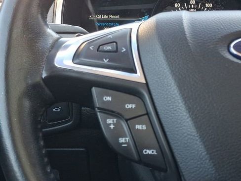 Used 2015 Ford Edge Titanium AWD/4WD image 21
