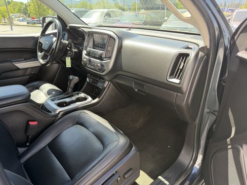 Used 2018 Chevrolet Colorado LT w/ Luxury Package, Chrome AWD/4WD image 33