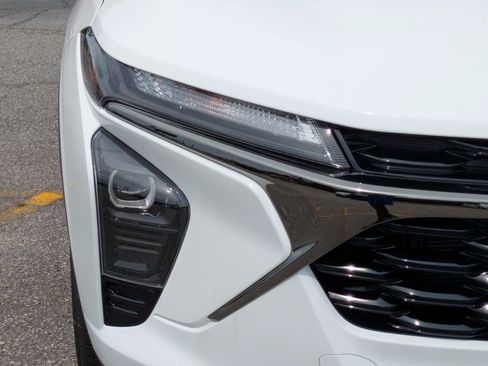 New 2026 Chevrolet Trax RS FWD image 10