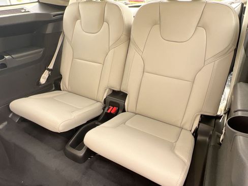 New 2026 Volvo XC90 B6 Ultra w/ Protection Package Premier image 26